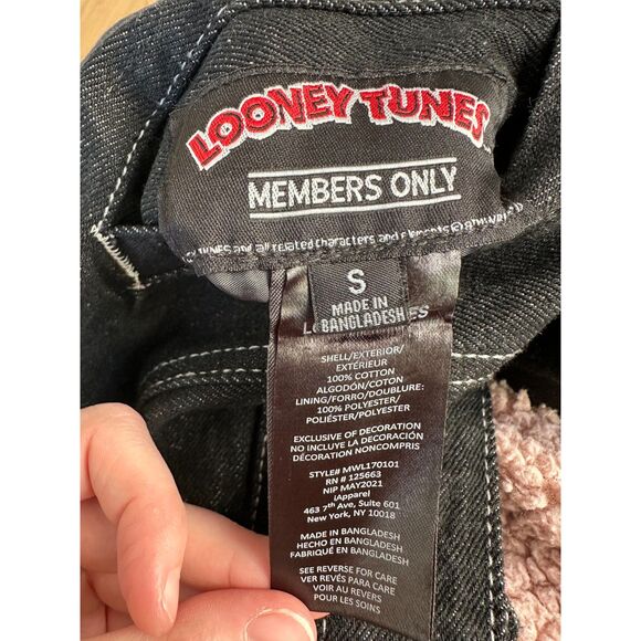 Members Only Looney Tunes Reversible Black Trucker Jacket Black Size Small - Picture 5 of 16